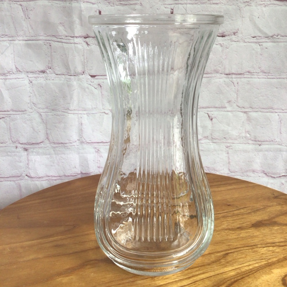 Vintage Hoosier Glass Clear Ribbed Glass Vase